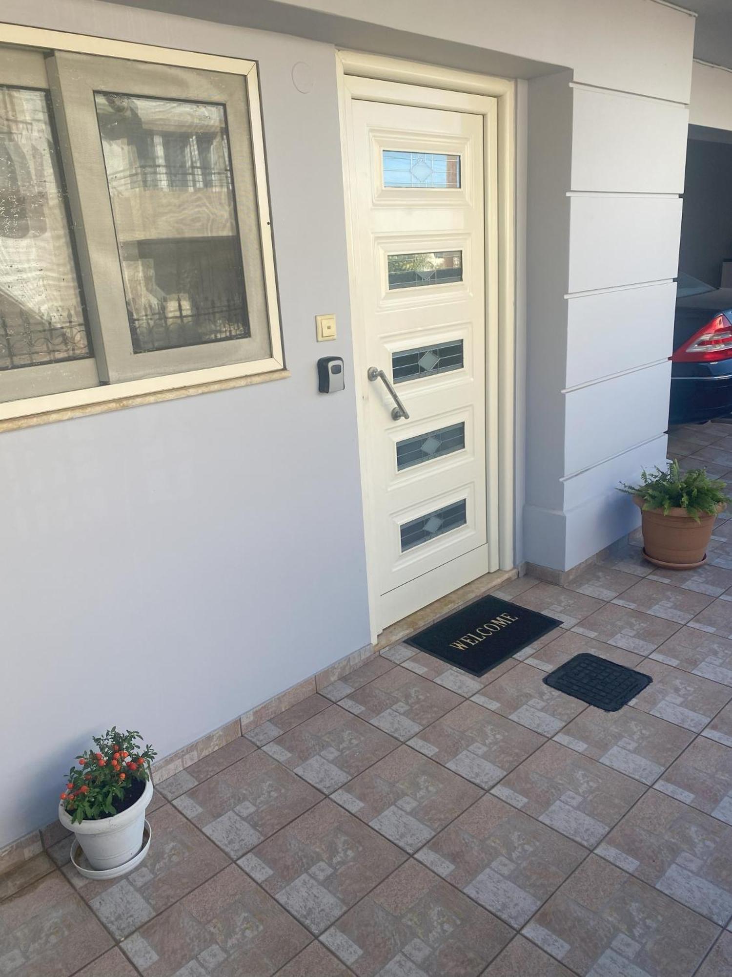 New Unique Apartment In Heraklion Luaran gambar